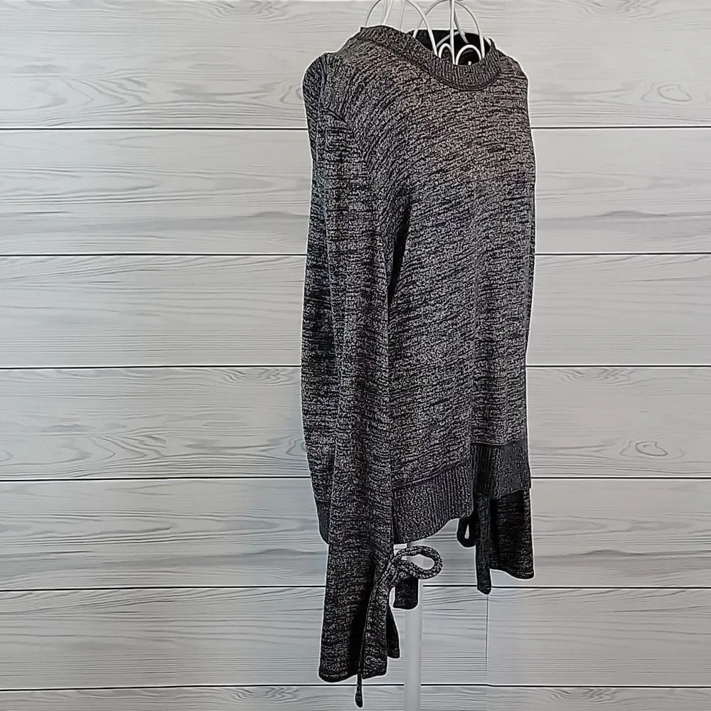 Abercrombie and Fitch crewneck sweater in marled grey Size S